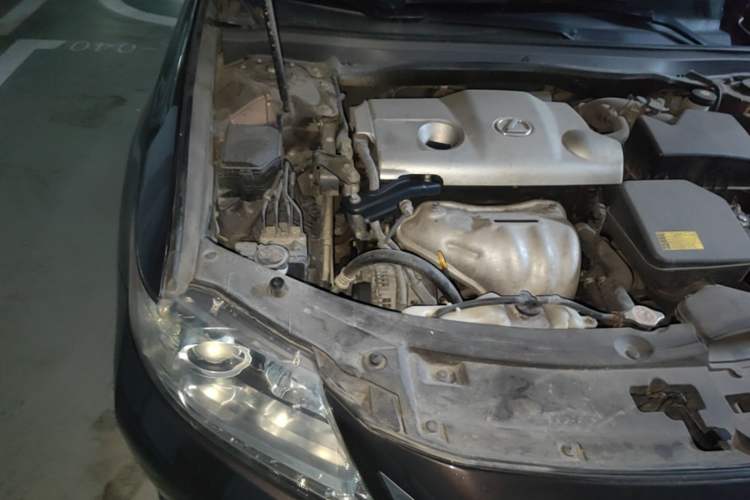 Used Lexus ES 2014 250 Elite Edition Engine Bay Right