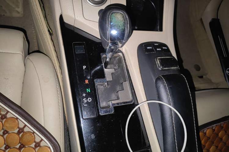 Used Lexus ES 2014 250 Elite Edition Gear Lever