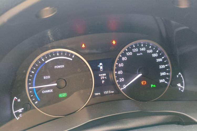 Used Lexus ES 2014 300h Comfort Edition Instrument Cluster