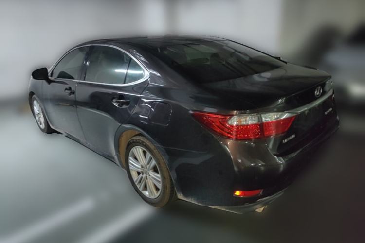 Used Lexus ES 2014 250 Elite Edition Rear Left 45 Deg