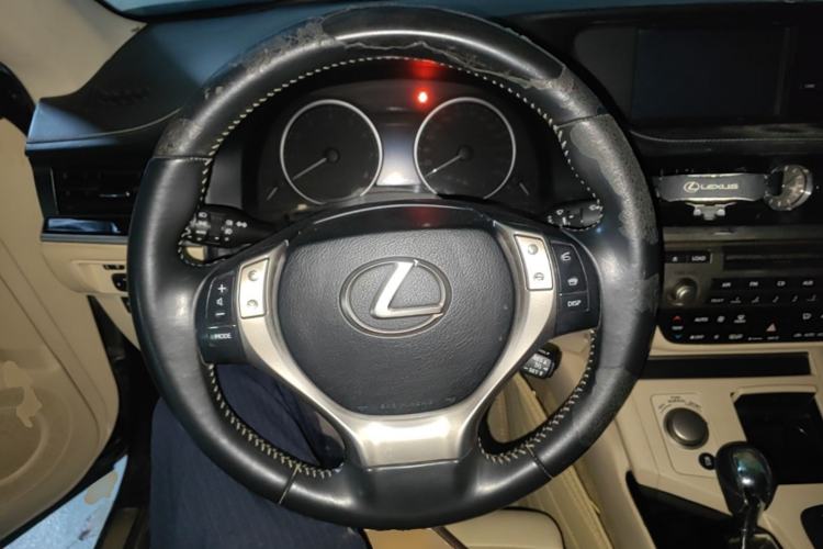 Used Lexus ES 2014 250 Elite Edition Steering Wheel
