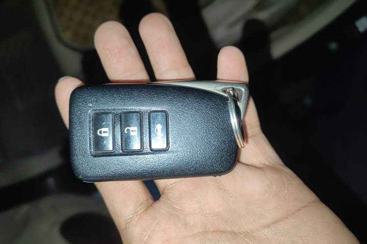 Used Lexus ES 2014 250 Elite Edition Vehicle Key