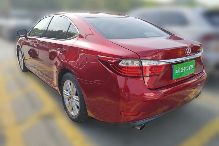 Used Lexus ES 2014 250 Elite Edition Rear Left 45 Deg