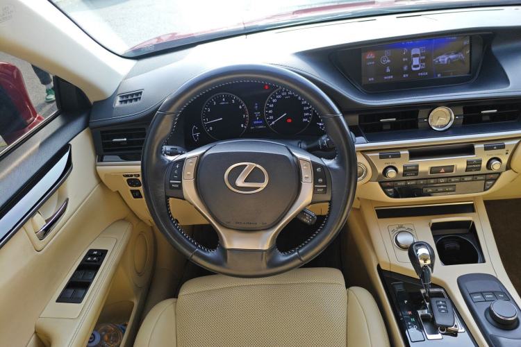 Used Lexus ES 2014 250 Elite Edition Steering Wheel