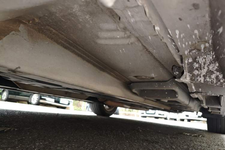 Used Lexus ES 2014 300h Luxury Edition Chassis Front Left