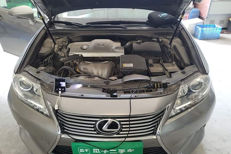 Used Lexus ES 2014 250 Elite Edition Engine Bay