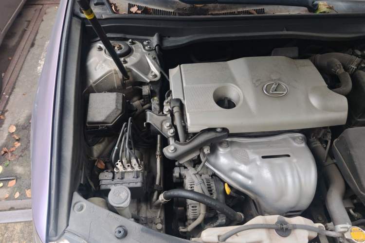 Used Lexus ES 2014 250 Elite Edition Engine Bay Right