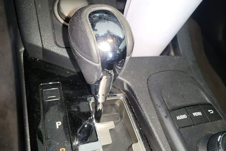 Used Lexus ES 2014 250 Elite Edition Gear Lever