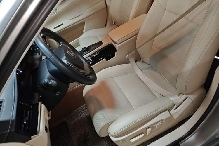 Used Lexus ES 2014 250 Elite Edition Left Front Seat