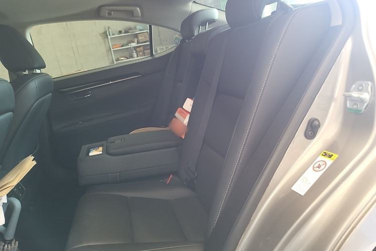 Used Lexus ES 2014 250 Elite Edition Left Rear Seat