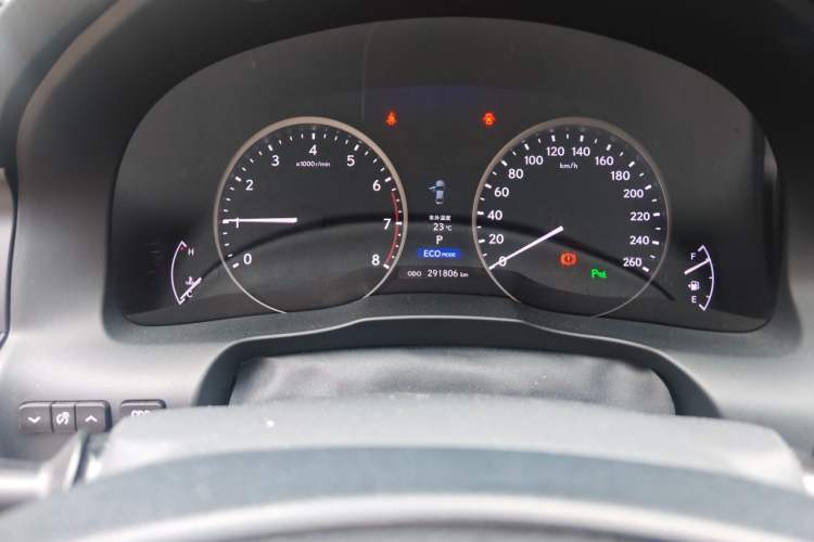 Used Lexus ES 2014 250 Elite Edition Odometer Close Up