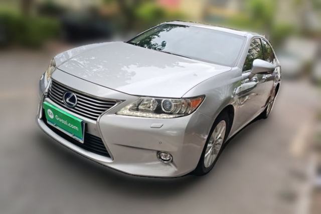 Used Lexus ES 2014 300h Luxury Edition