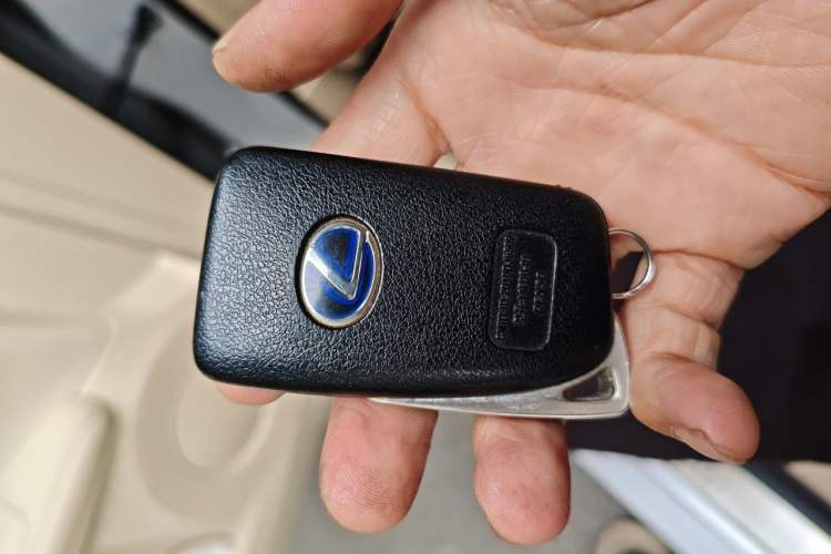 Used Lexus ES 2014 300h Luxury Edition Vehicle Key