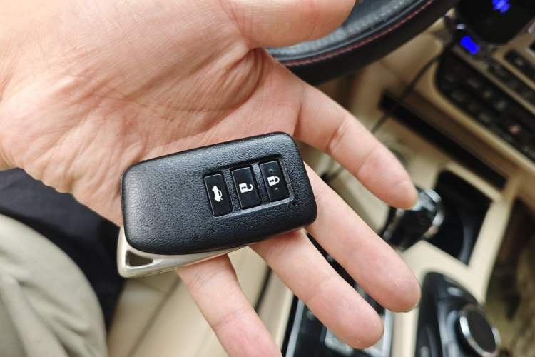 Used Lexus ES 2014 250 Elite Edition Vehicle Key