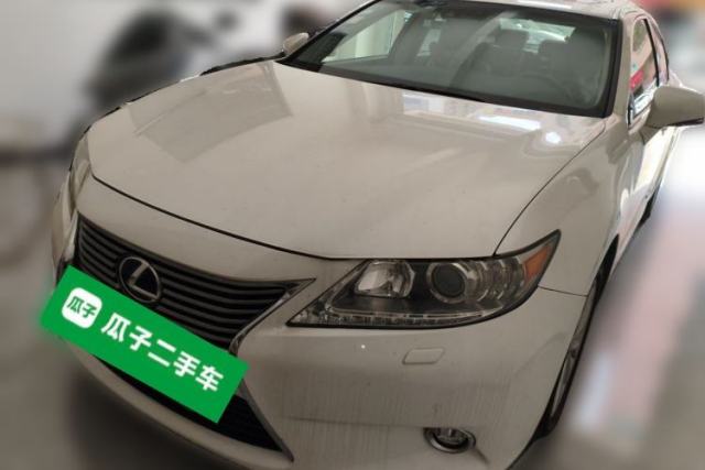 Used Lexus ES 2014 300h Luxury Edition