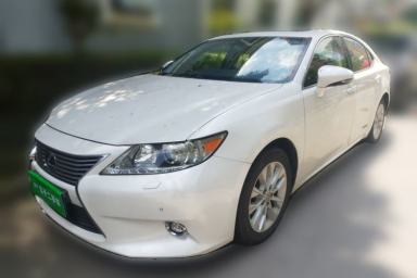 Used Lexus ES 2014 300h Elite Edition