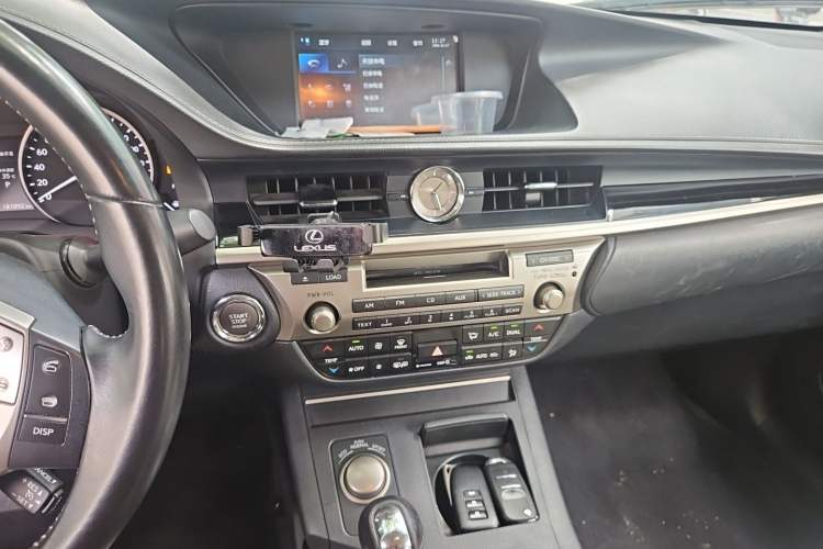 Used Lexus ES 2014 250 Elite Edition Audio And AC Panel