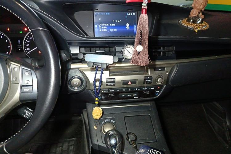Used Lexus ES 2014 250 Elite Edition Audio And AC Panel