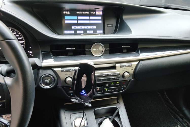 Used Lexus ES 2014 250 Elite Edition Audio And AC Panel