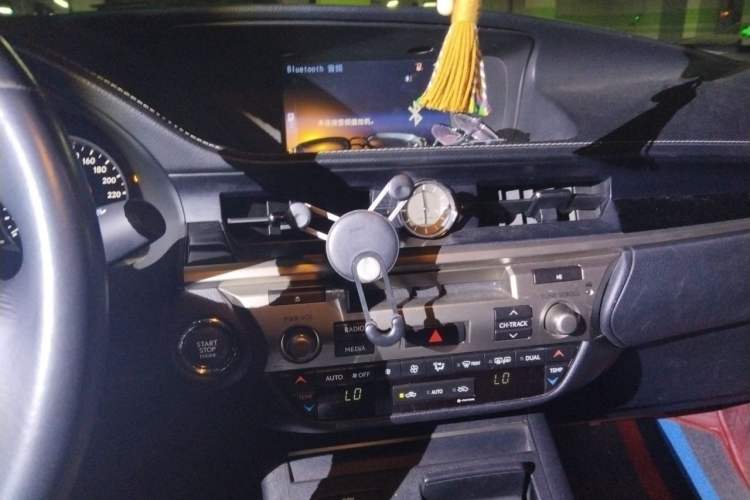 Used Lexus ES 2014 250 Elite Edition Audio And AC Panel