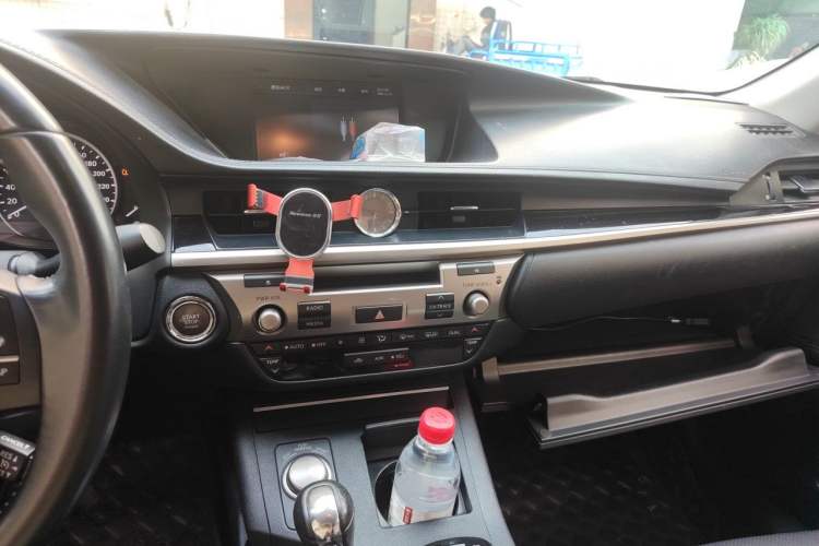 Used Lexus ES 2014 250 Elite Edition Audio And AC Panel