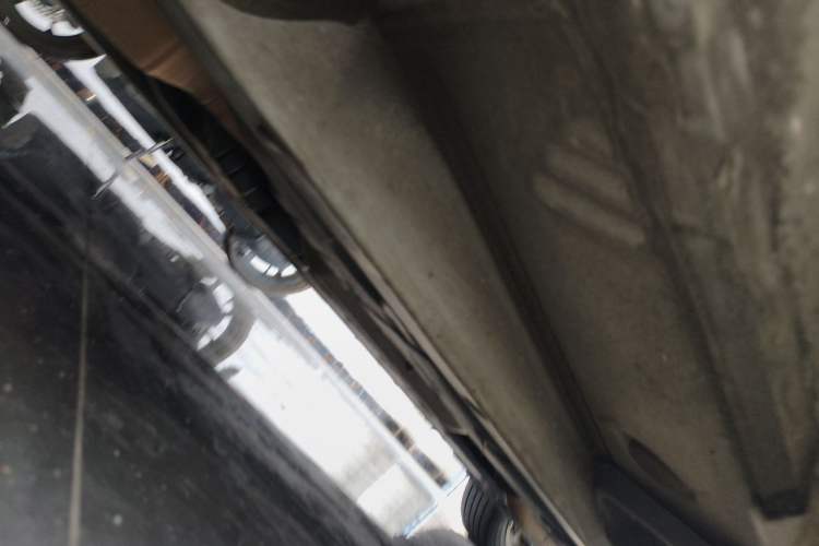 Used Lexus ES 2014 300h Luxury Edition Chassis Front Left