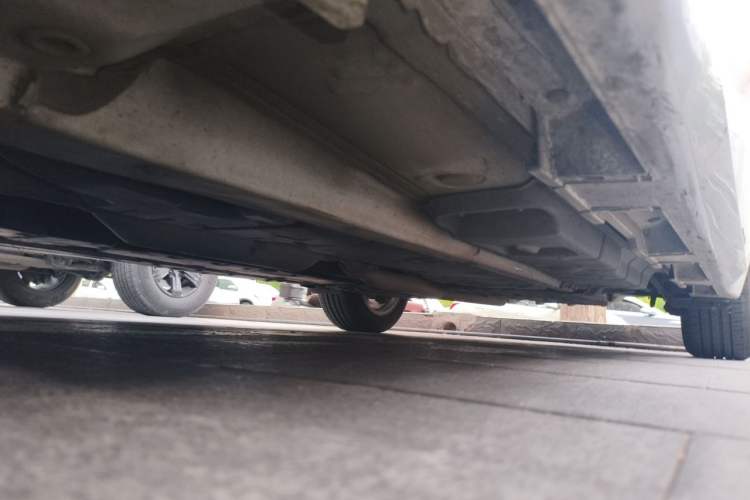 Used Lexus ES 2014 300h Elite Edition Chassis Front Left