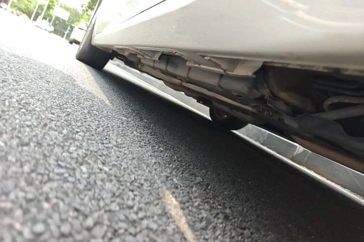 Used Lexus ES 2014 300h Comfort Edition Chassis Rear Left
