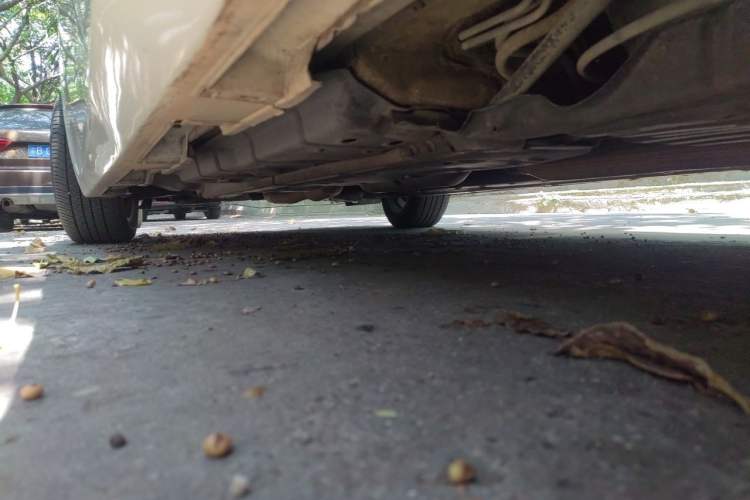 Used Lexus ES 2014 300h Elite Edition Chassis Rear Left