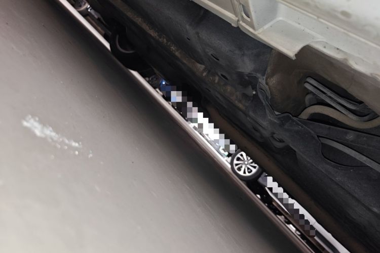 Used Lexus ES 2014 300h Elite Edition Chassis Rear Left