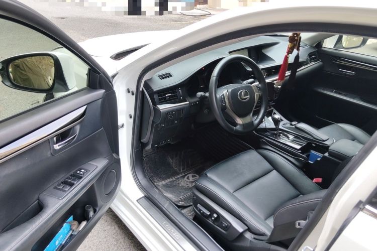 Used Lexus ES 2014 250 Elite Edition Driver Seat