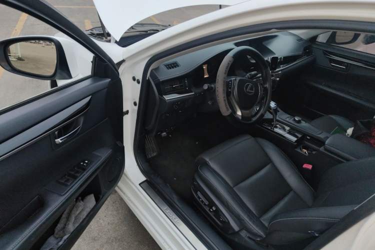 Used Lexus ES 2014 250 Elite Edition Driver Seat