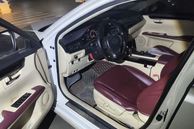 Used Lexus ES 2014 250 Elite Edition Driver Seat