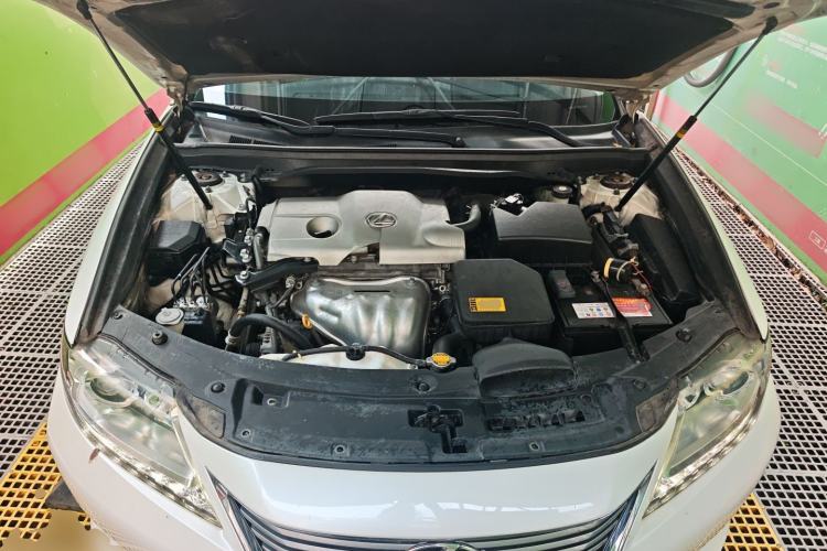 Used Lexus ES 2014 250 Elite Edition Engine Bay