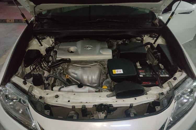 Used Lexus ES 2014 250 Elite Edition Engine Bay