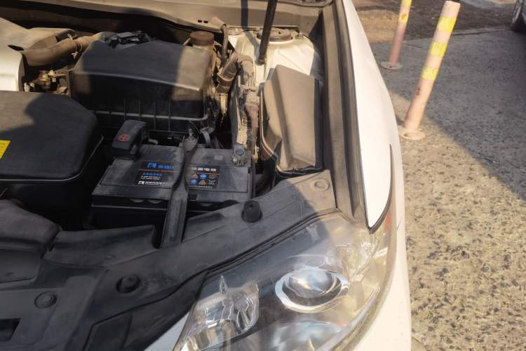 Used Lexus ES 2014 250 Elite Edition Engine Bay Left