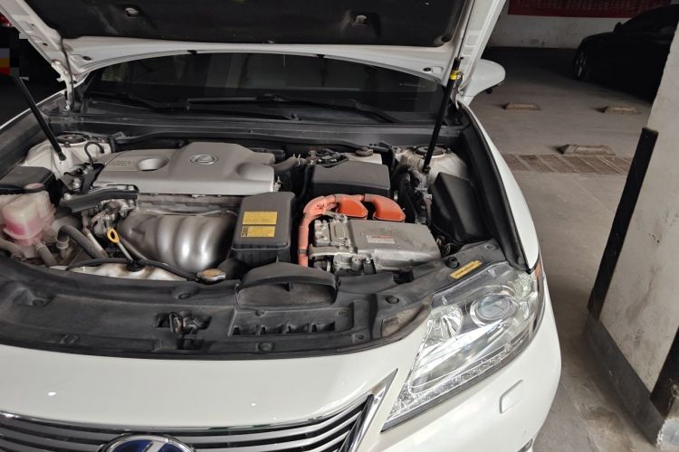 Used Lexus ES 2014 300h Elite Edition Engine Bay Left