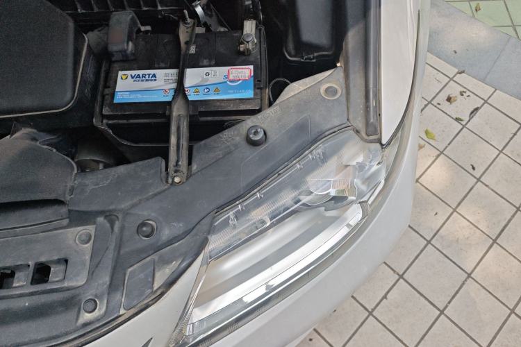 Used Lexus ES 2014 250 Elite Edition Engine Bay Left