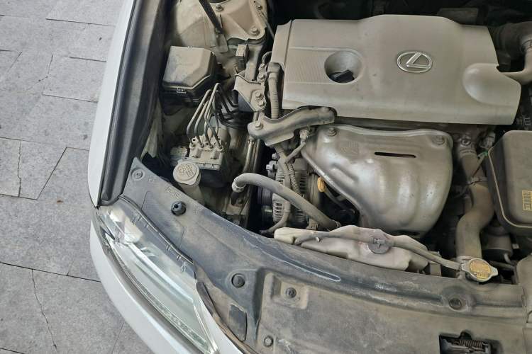 Used Lexus ES 2014 250 Elite Edition Engine Bay Right