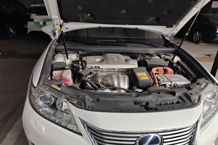Used Lexus ES 2014 300h Elite Edition Engine Bay Right