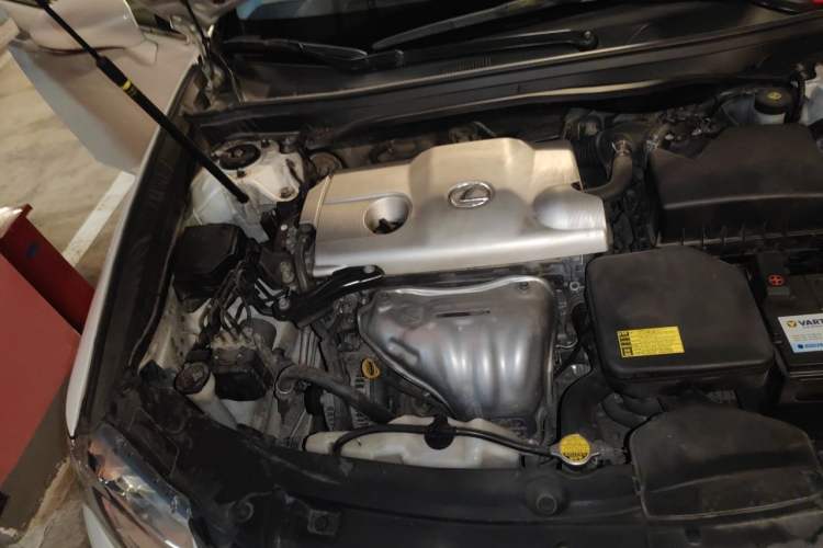 Used Lexus ES 2014 250 Elite Edition Engine Bay Right