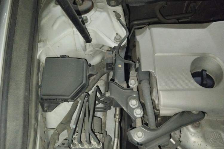 Used Lexus ES 2014 250 Elite Edition Engine Bay Right