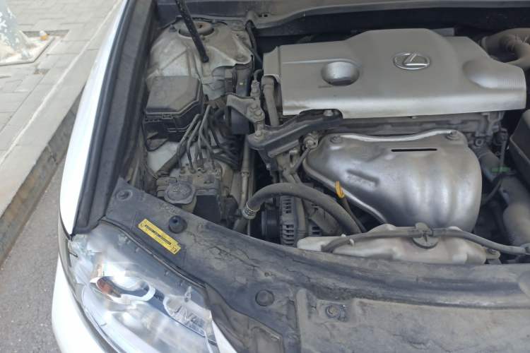 Used Lexus ES 2014 250 Comfort Edition Engine Bay Right