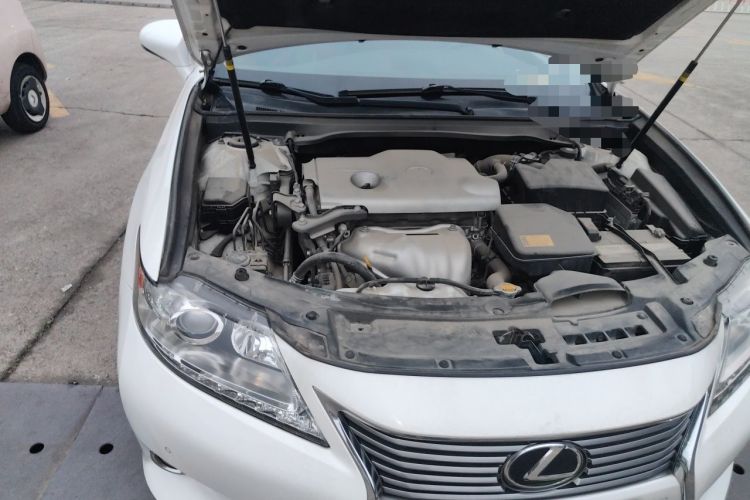 Used Lexus ES 2014 250 Elite Edition Engine Bay Right