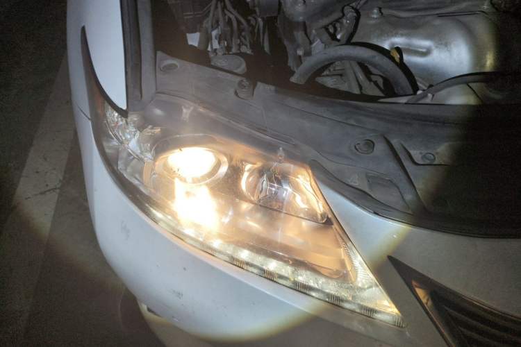 Used Lexus ES 2014 250 Elite Edition Engine Bay Right