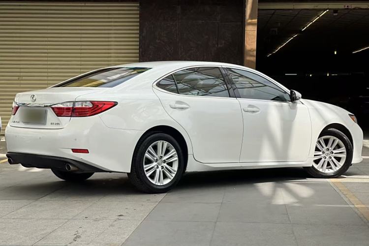 Used Lexus ES 2014 250 Comfort Edition Exterior 3