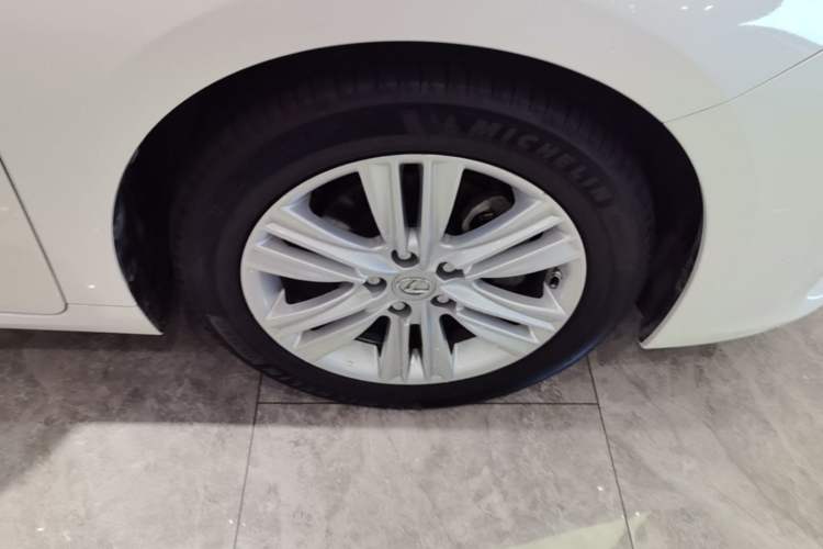 Used Lexus ES 2014 250 Elite Edition Exterior 4