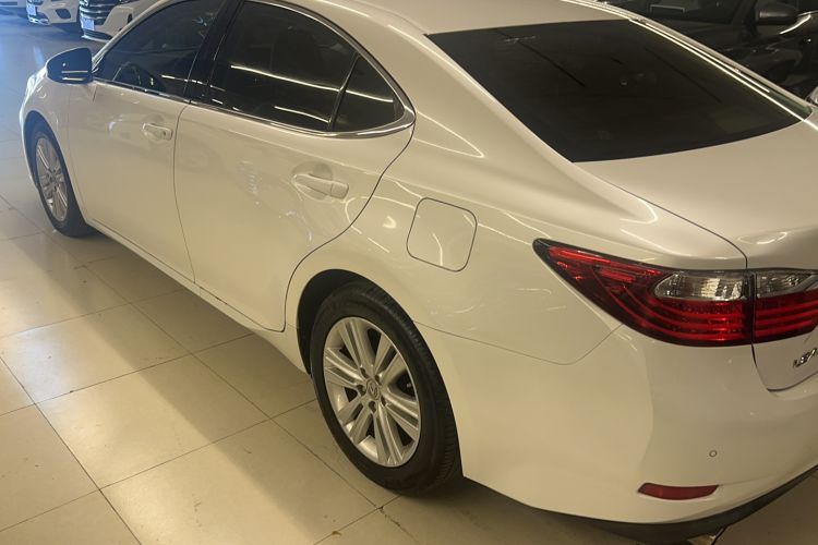 Used Lexus ES 2014 250 Comfort Edition Exterior 5