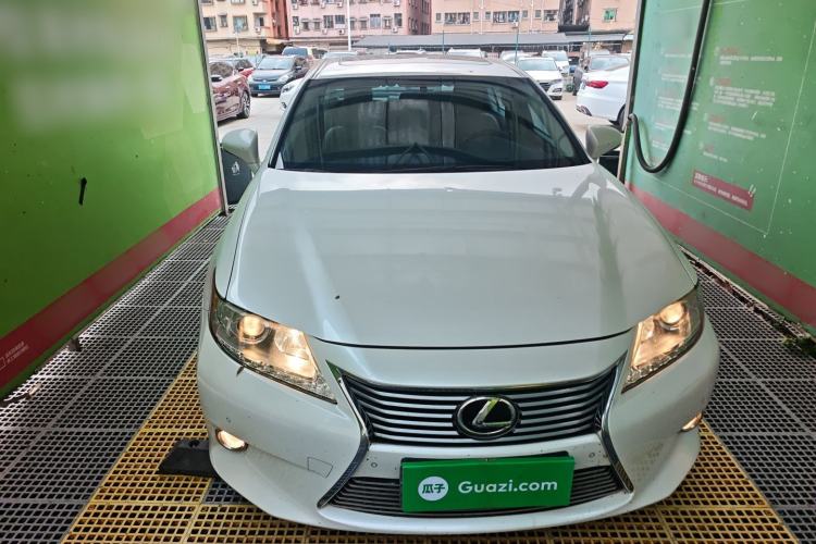 Used Lexus ES 2014 250 Elite Edition Front