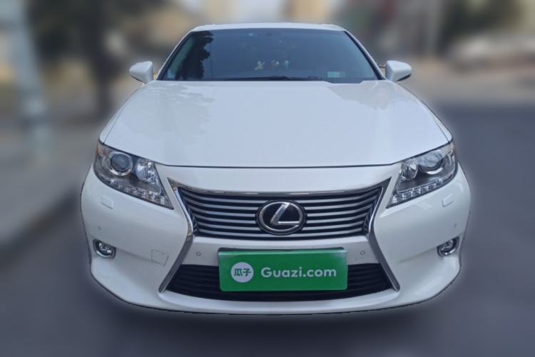 Used Lexus ES 2014 250 Comfort Edition Front